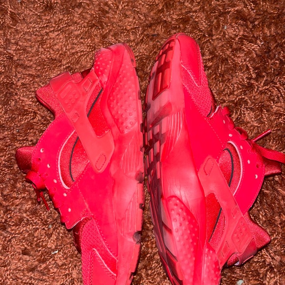 Sold - Picture 5 of 10